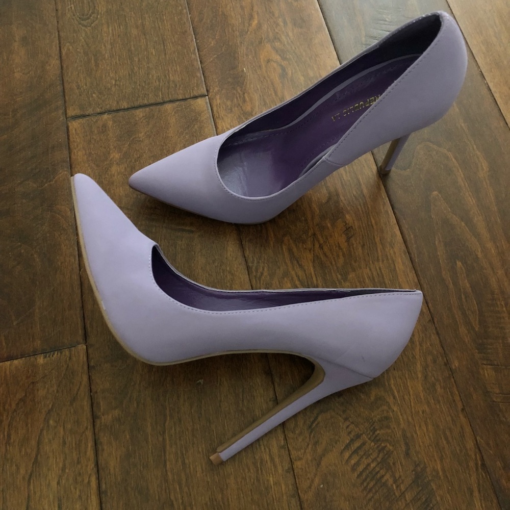 Lavender Pumps